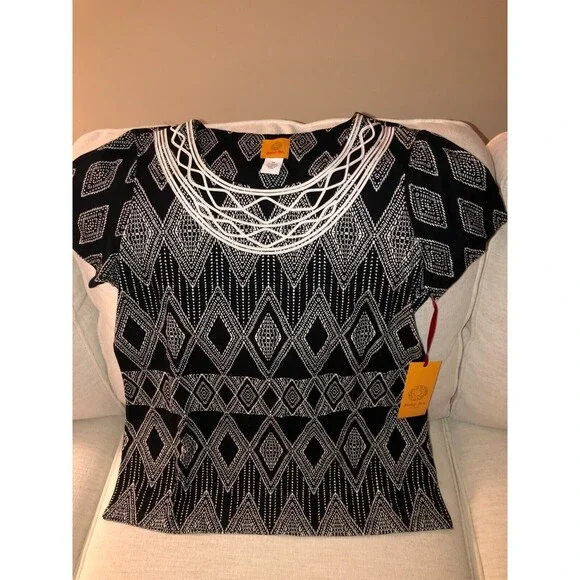NEW Ruby Road Ladies Black White Short Sleeve Geometric Knit Top Sz. M - Picture 6 of 7